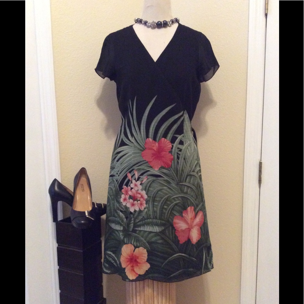 Tommy Bahama Dress
